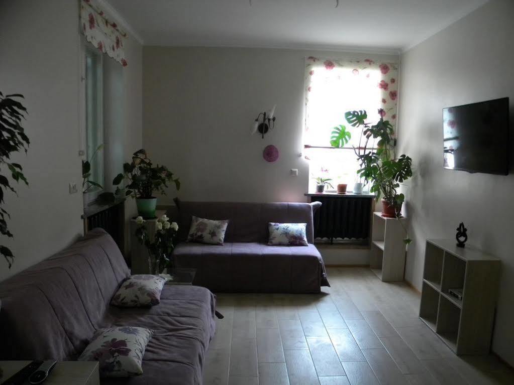 Guest House Dacha Київ Екстер'єр фото